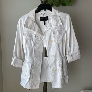 BCBG white Safari Bronnen Jacket/Blazer size Small